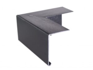 Liquid roof trim : 100mm face x 75 mm fixing arm External corner