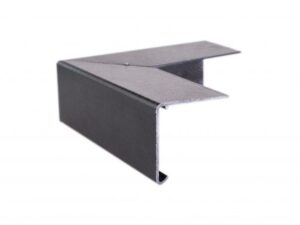 Liquid roof trim : 70mm face x 75 mm fixing arm External corner