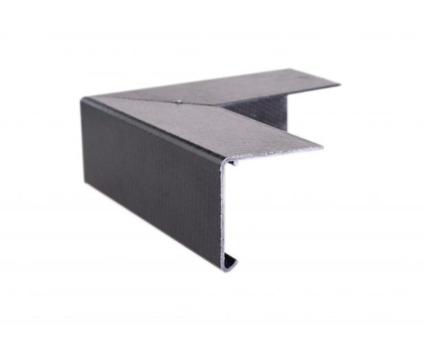 Liquid roof trim : 70mm face x 75 mm fixing arm External corner